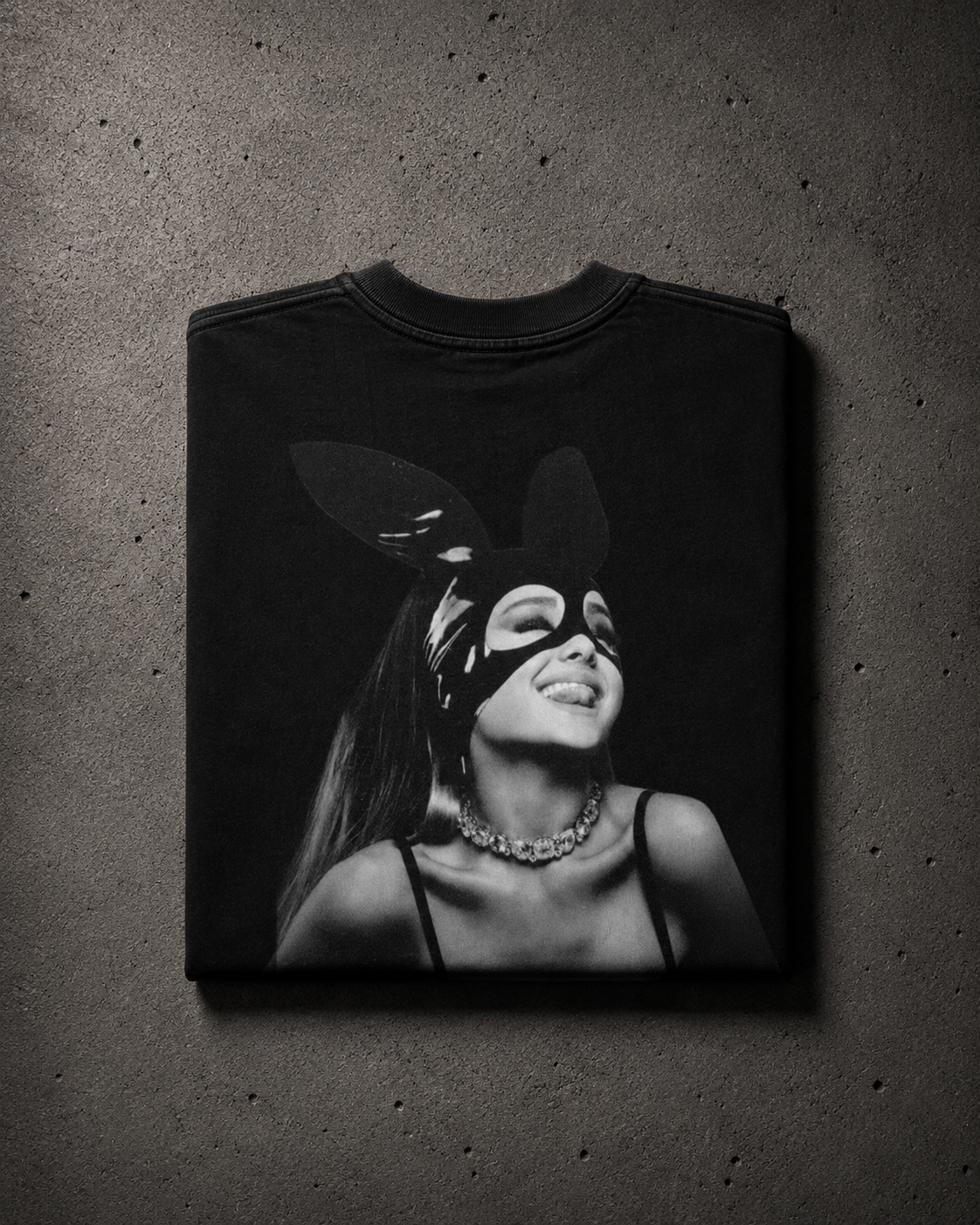 Ariana Grande - Camiseta Oversize Manga Corta