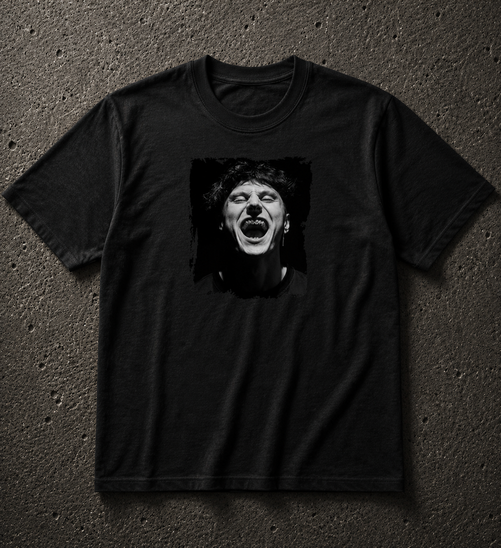Fantasm - Camiseta Oversize Manga Corta